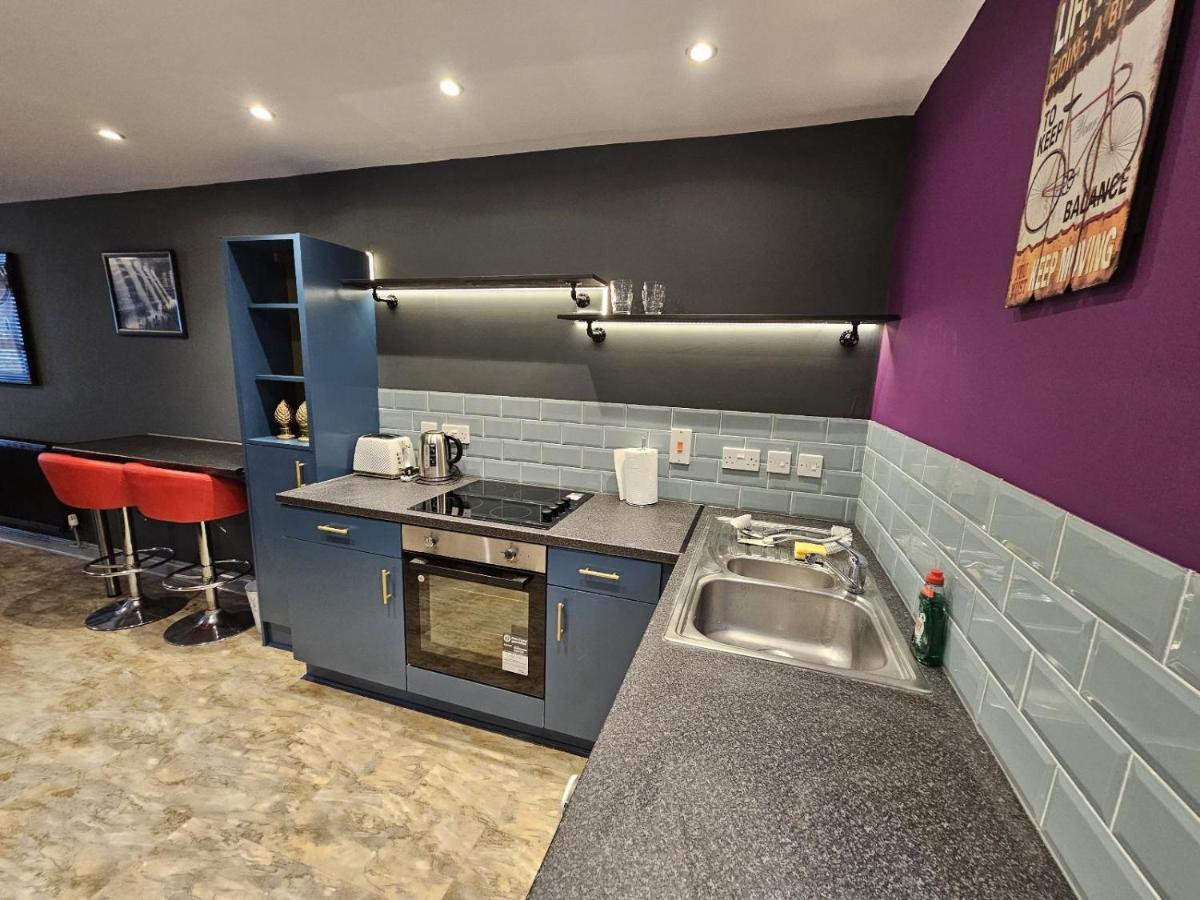 Liverpool City Centre Apartment Sleeps 4, Free Parking Екстериор снимка